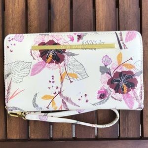 Floral-Detailed Steve Madden Wristlet Wallet